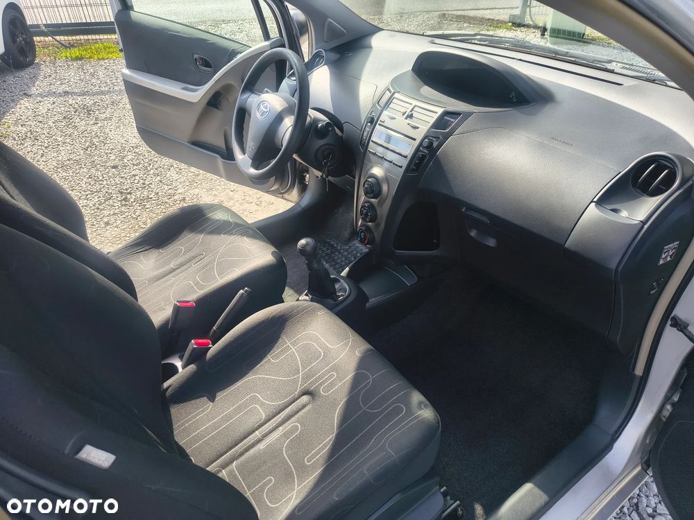 Toyota Yaris 1.0 Blue - 15