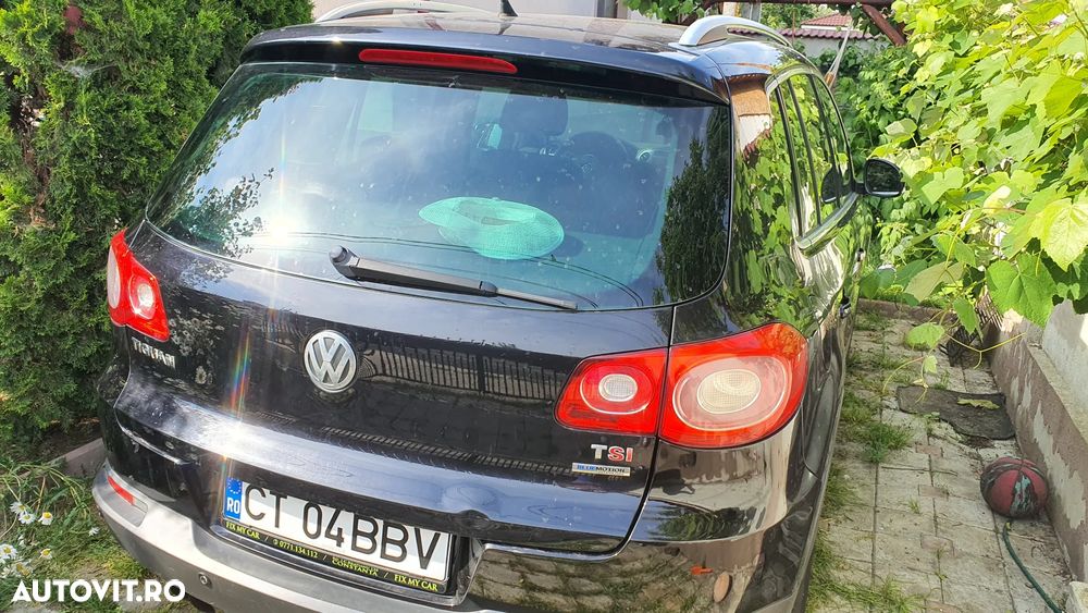 Volkswagen Tiguan - 6