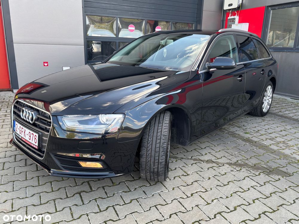 Audi A4 - 1