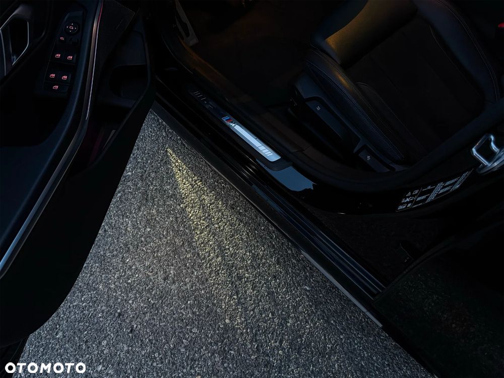 BMW Seria 3 M340i xDrive - 36
