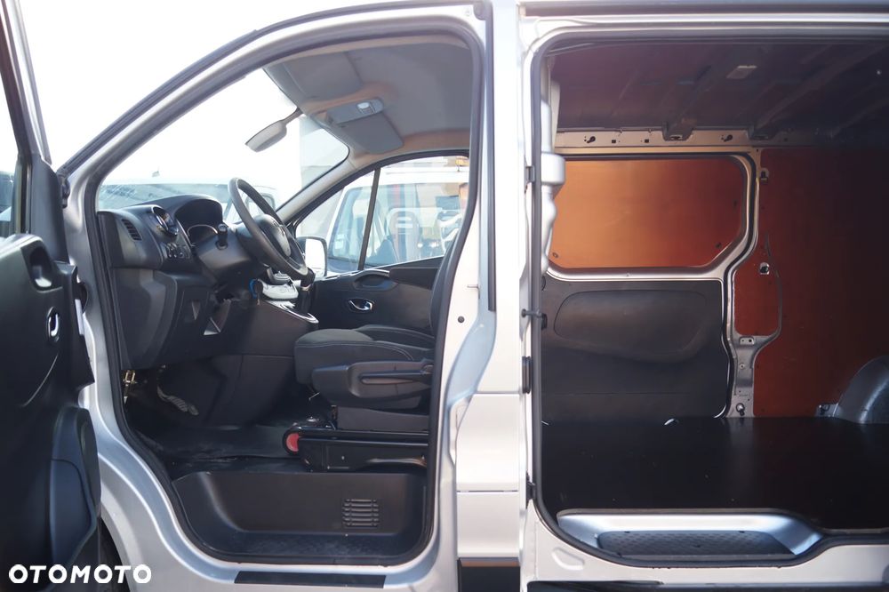 Renault Trafic - 24