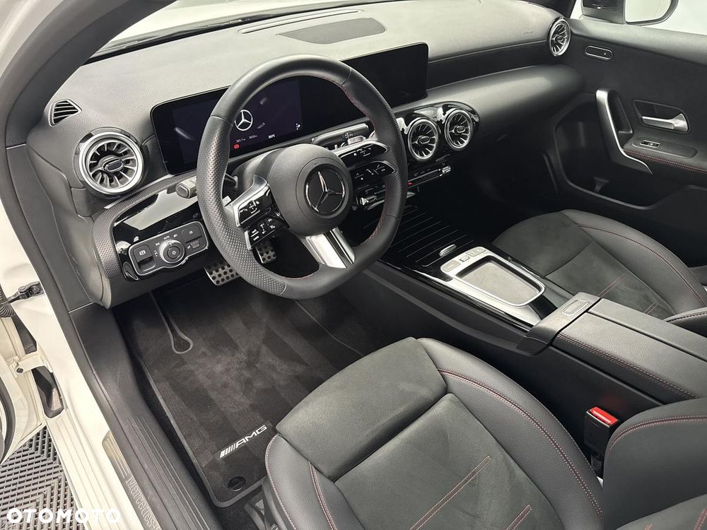 Mercedes-Benz Klasa A 200 AMG Line 7G-DCT - 14