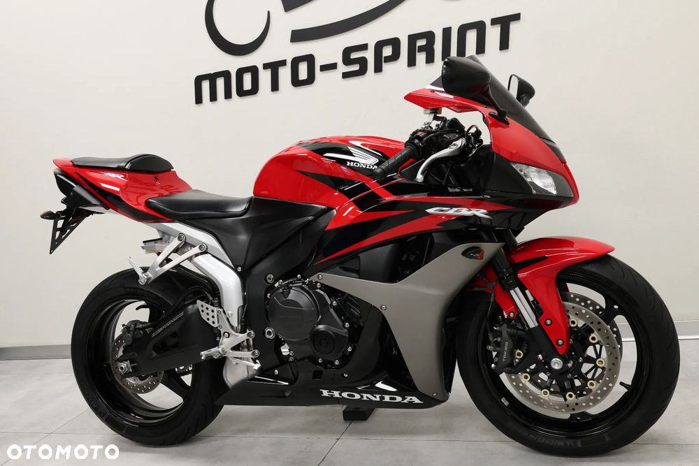 Honda CBR - 6