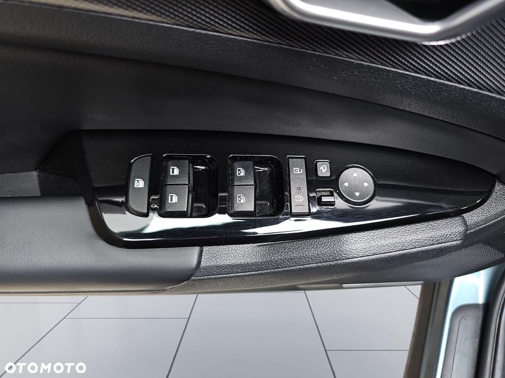 Kia Sportage 1.6 T-GDI HEV Business Line 4WD - 18