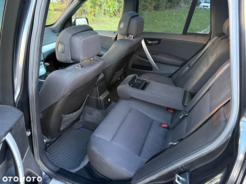 BMW X3 2.0d - 11