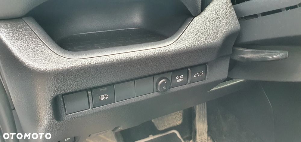 Toyota RAV4 - 14