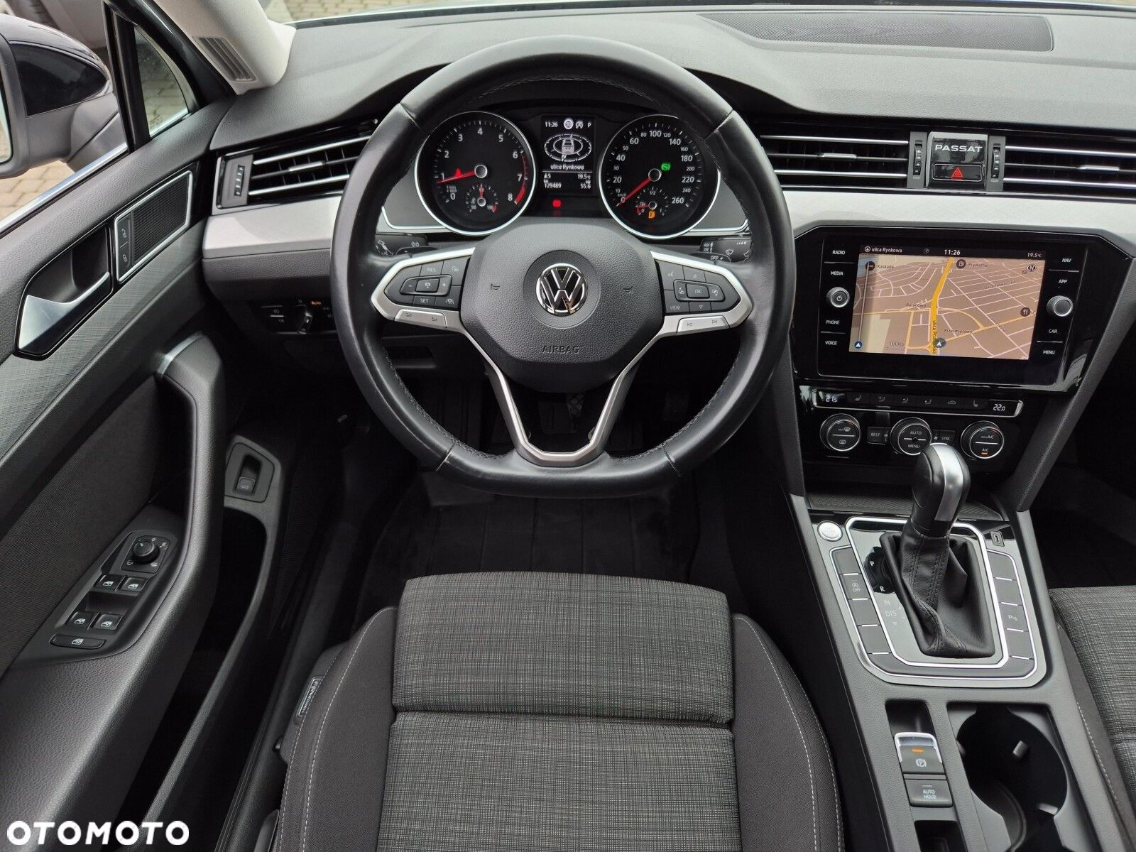Volkswagen Passat 2.0 TSI Business DSG - 19