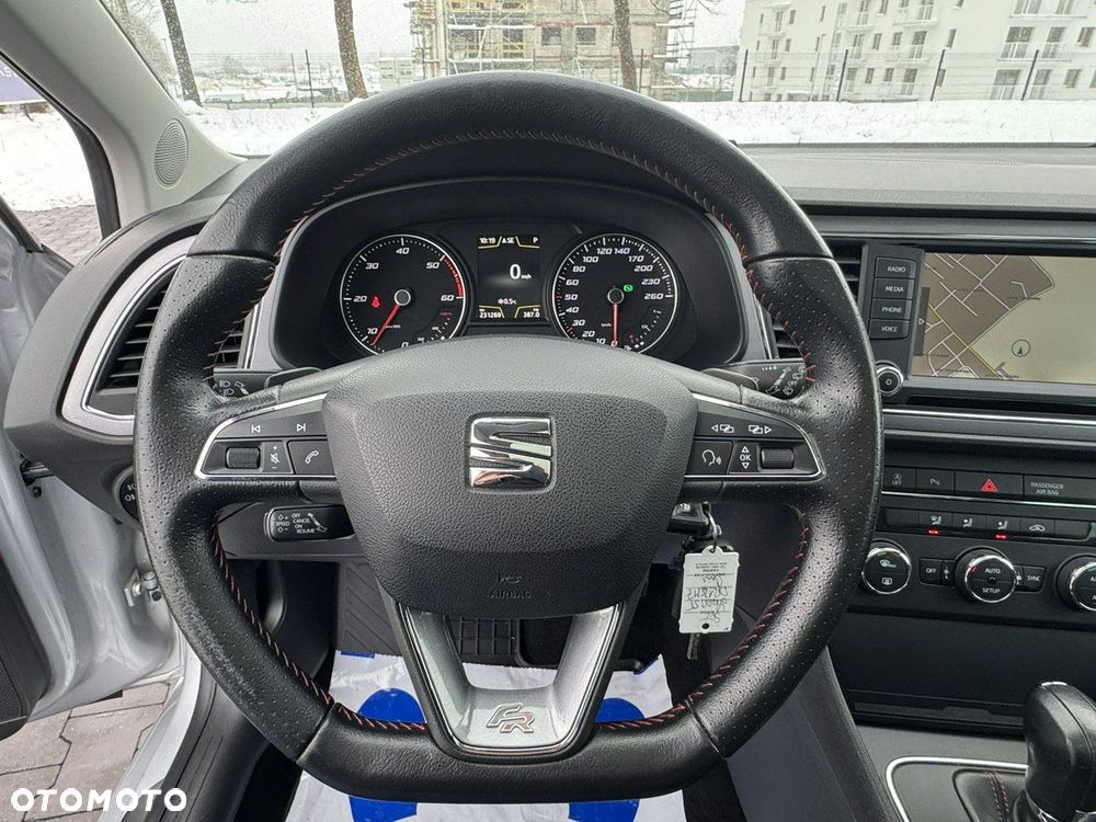 Seat Leon 2.0 TDI DPF Start&Stop DSG FR - 22