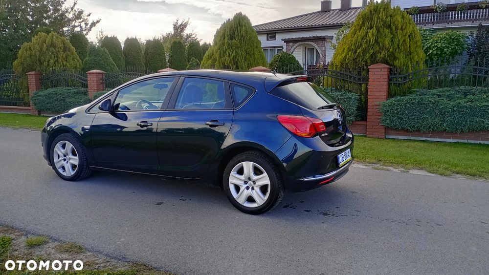 Opel Astra 1.4 Turbo Active - 4