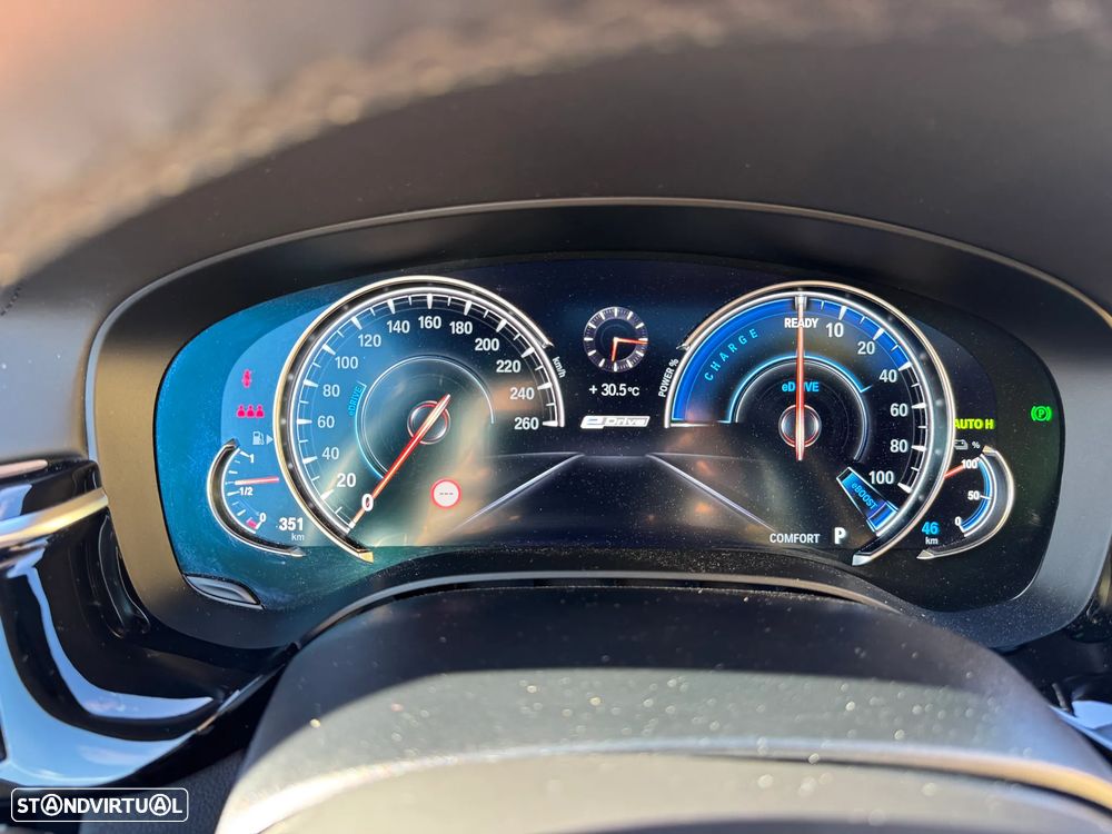 BMW 530 e iPerformance Pack M - 31