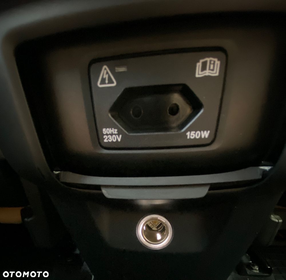 Volvo XC 90 - 35
