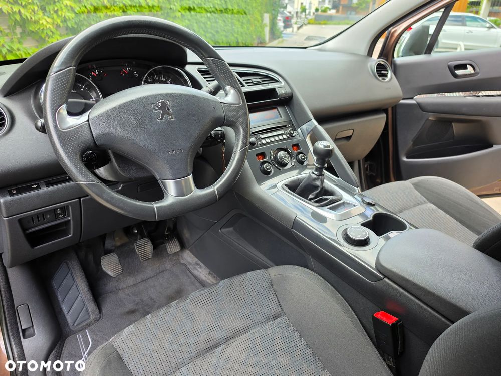 Peugeot 3008 1.6 HDi Style - 24