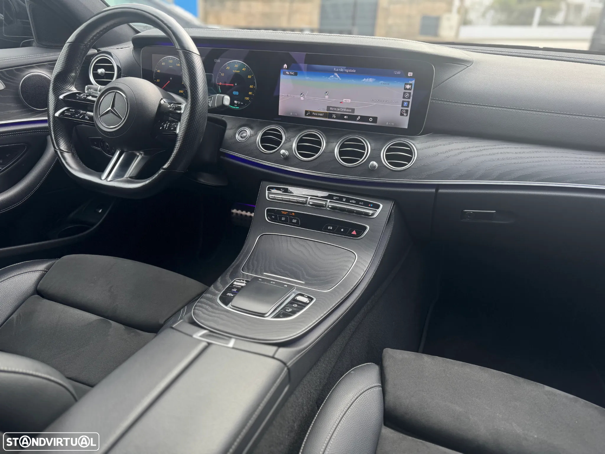 Mercedes-Benz E 300 de AMG Line - 16