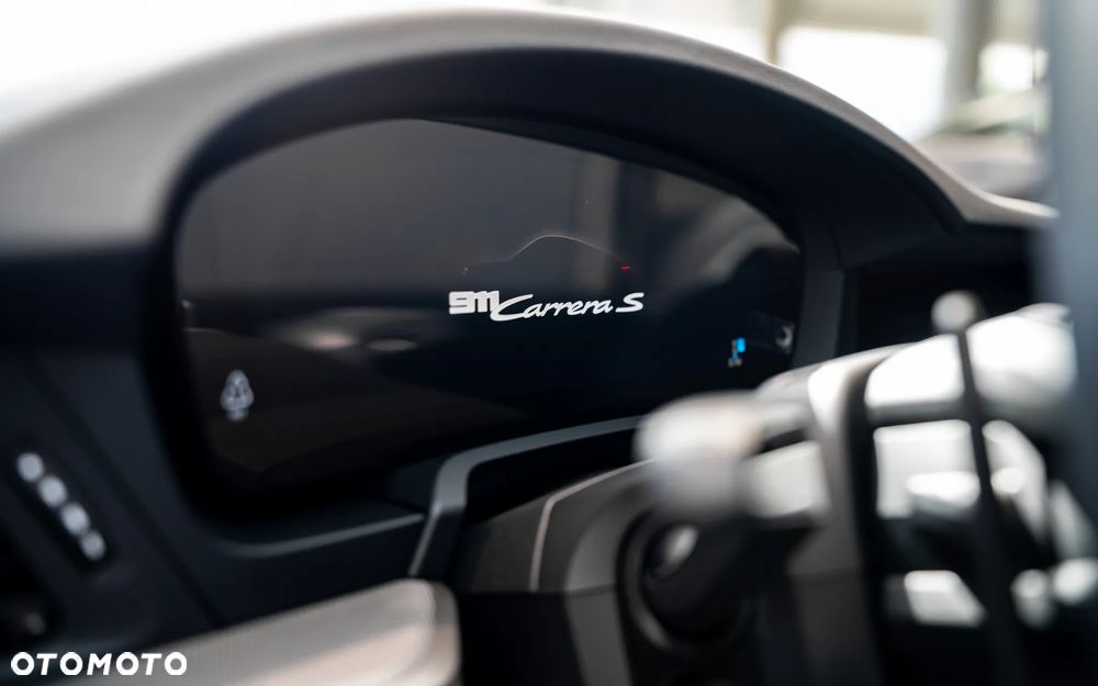 Porsche 911 Carrera S - 17