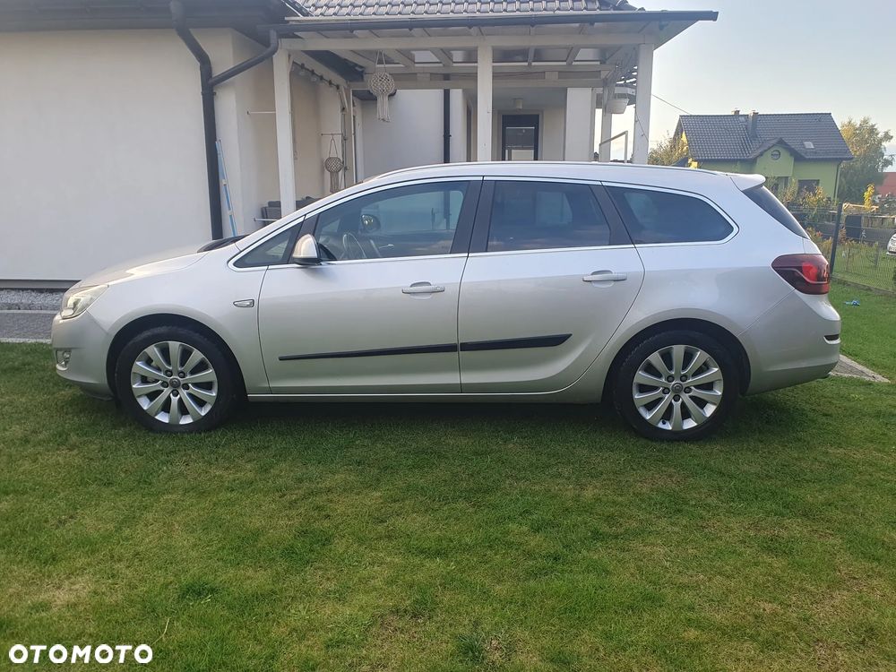 Opel Astra IV 1.6 T Cosmo - 1