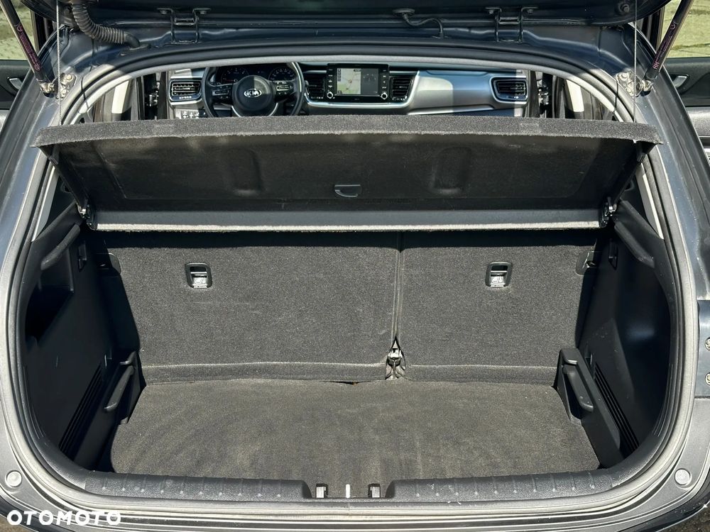 Kia Stonic - 34