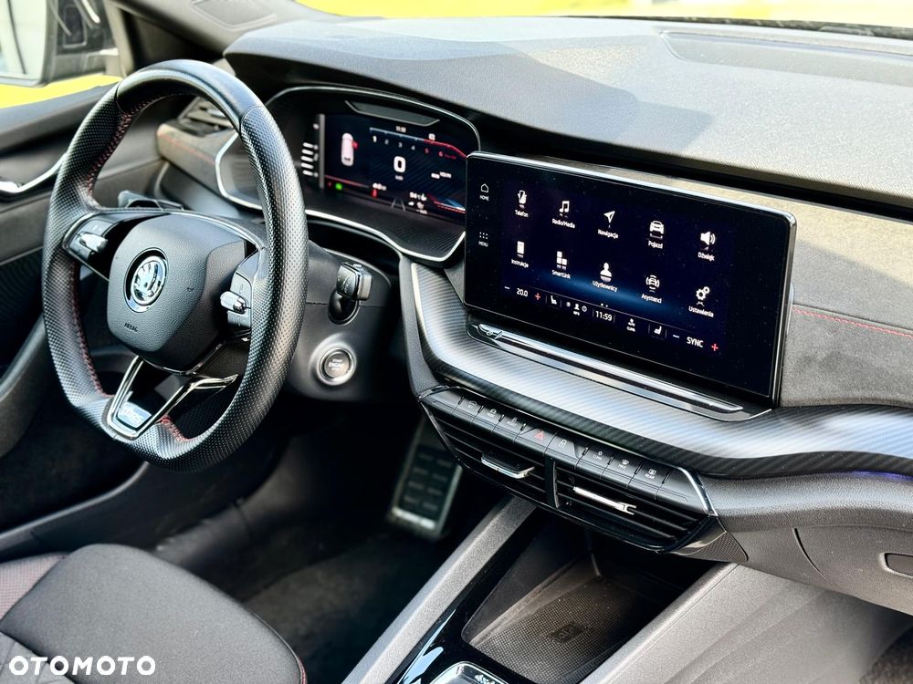 Skoda Octavia 2.0 TDI DSG 4x4 RS Plus - 32