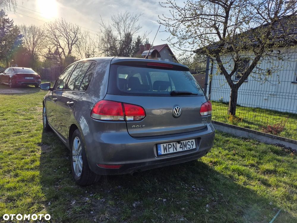 Volkswagen Golf 1.6 TDI DPF BlueMotion Technology Style - 4