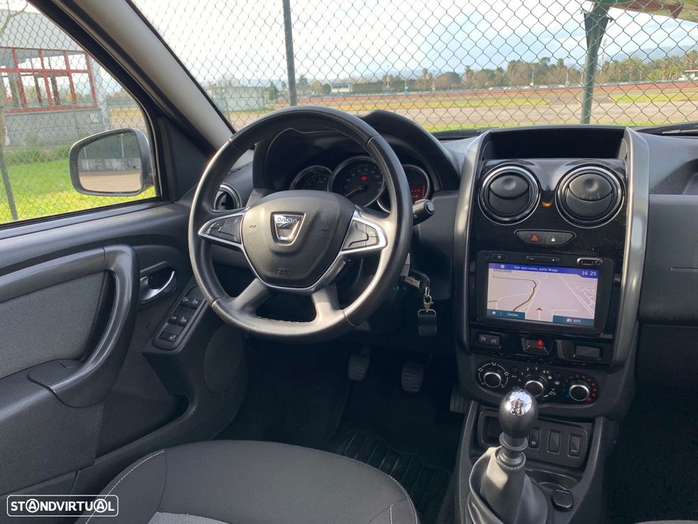 Dacia Duster 1.5 dCi SL Urban Explorer - 15