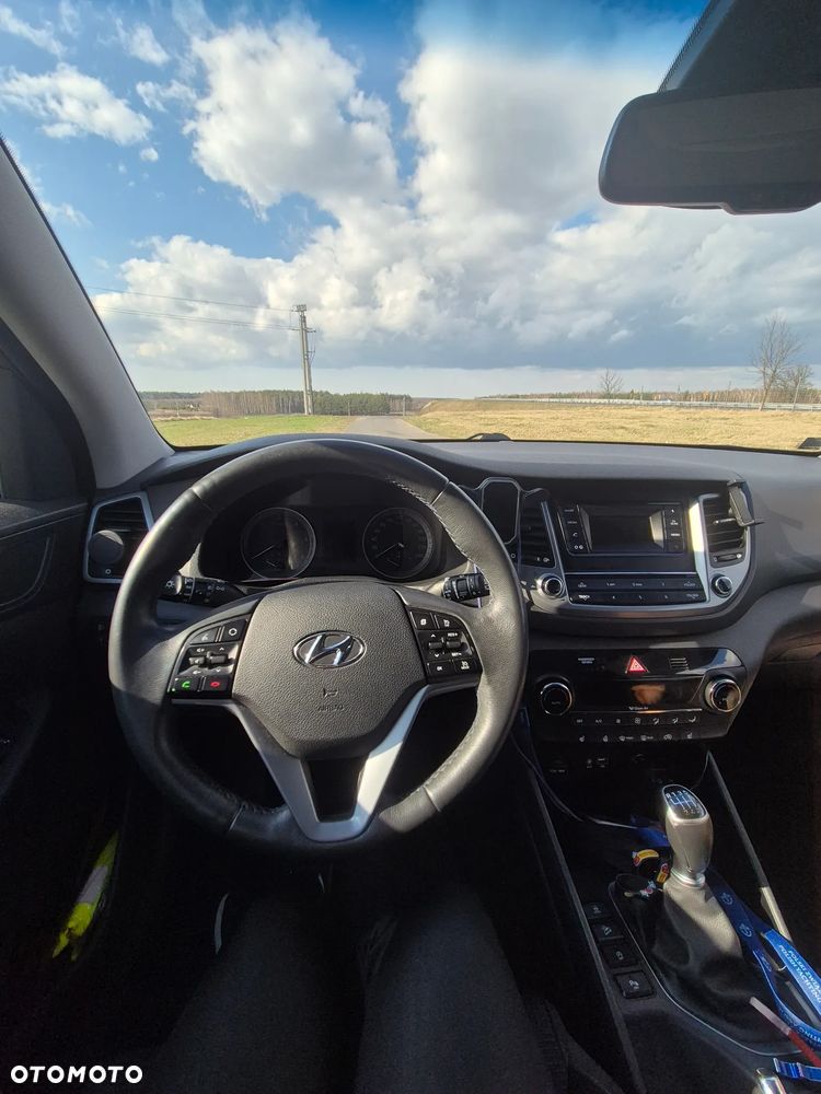 Hyundai Tucson - 11