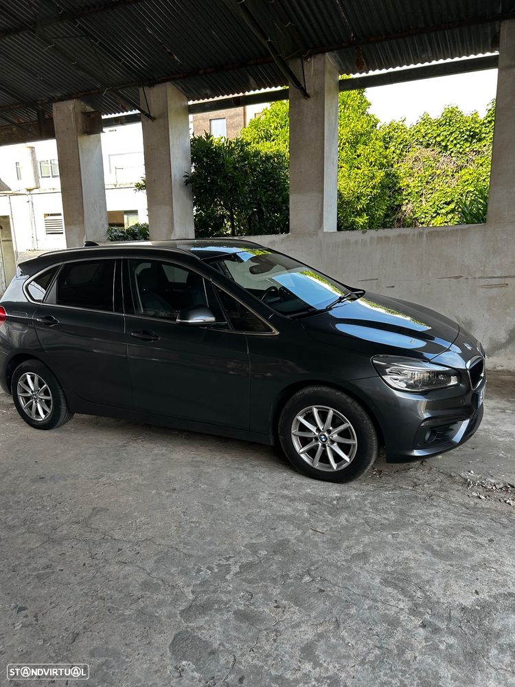 BMW 216 Active Tourer d Line Luxury Auto - 2