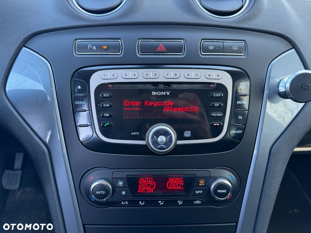 Ford Mondeo SW 1.6 Trend - 18