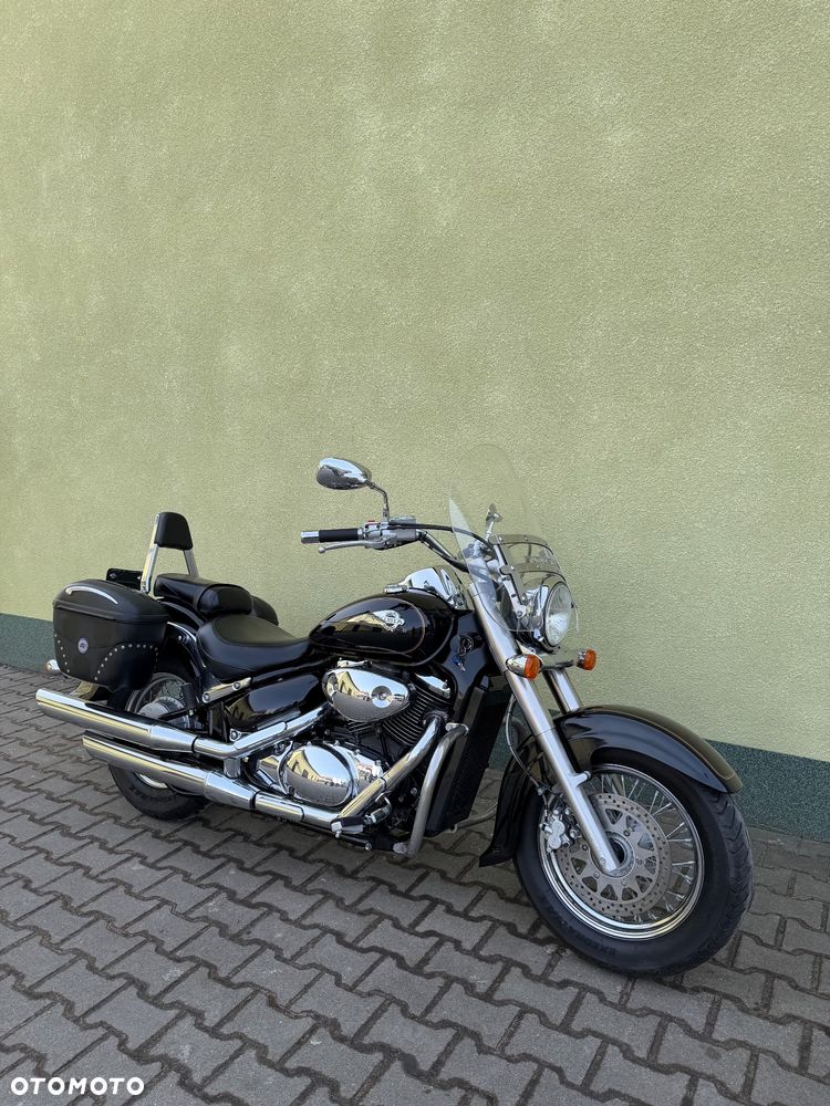 Suzuki VL 800 Volusia - 1