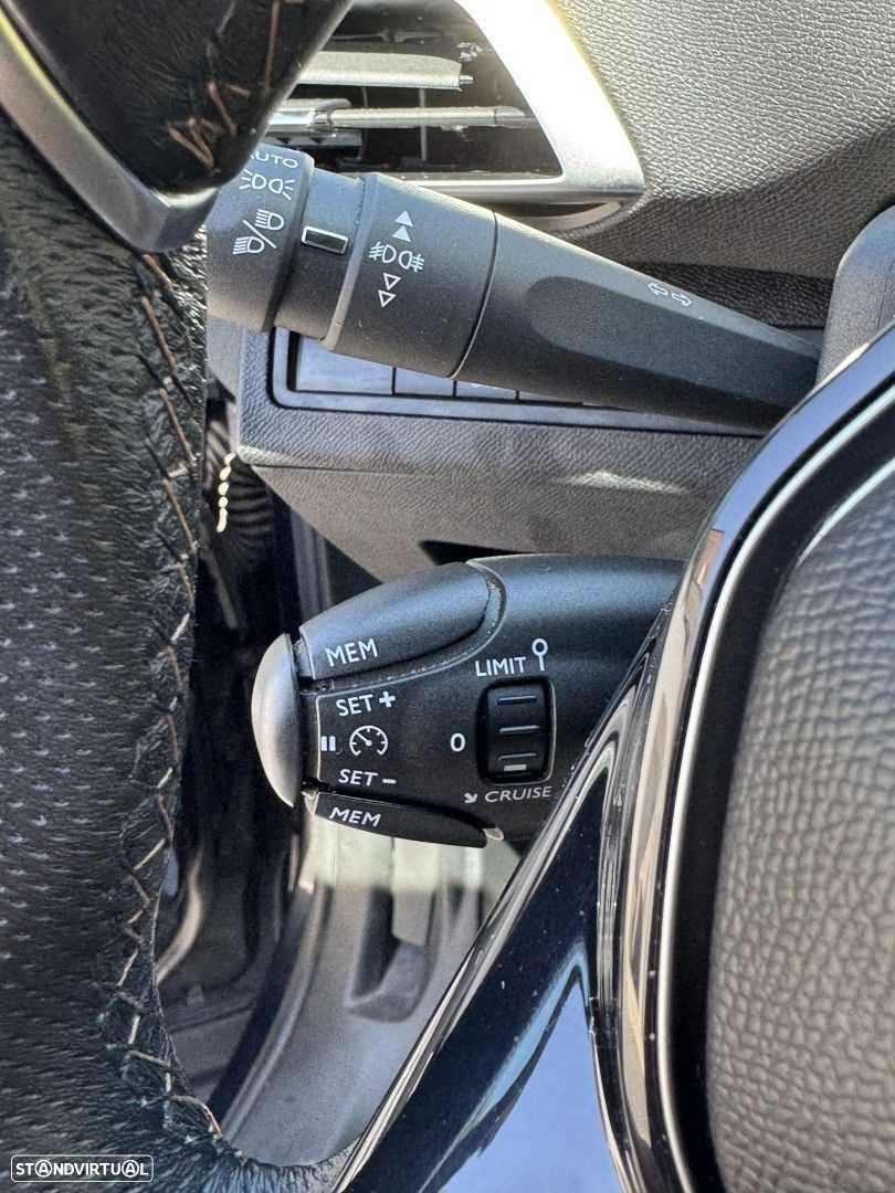 Peugeot 5008 1.2 PureTech GT Line Grip Control - 21