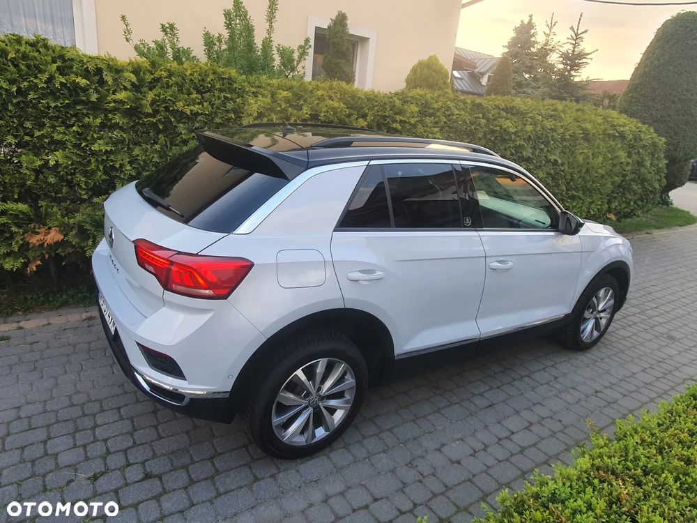 Volkswagen T-Roc 1.0 TSI Advance - 12