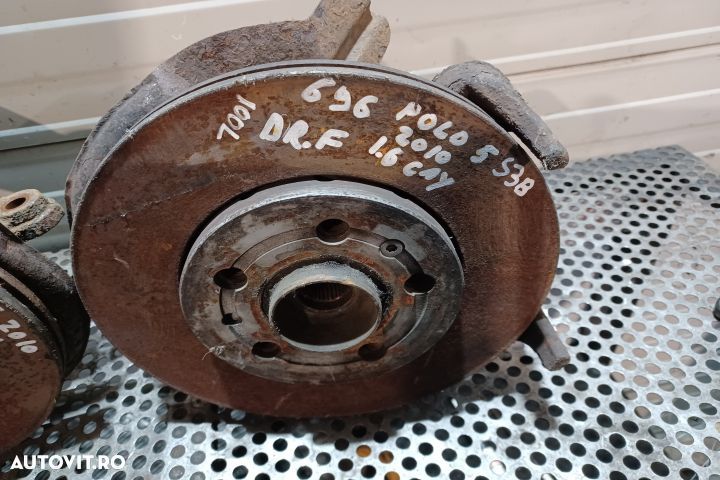 Fuzeta fata dreapta 1.6CAY Volkswagen VW Polo 5 6R [2009 - 2015] Cros - 2