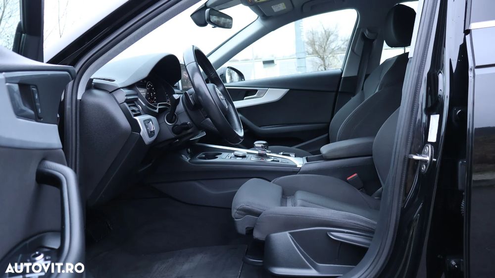 Audi A4 Avant 2.0 TDI S tronic Sport - 9