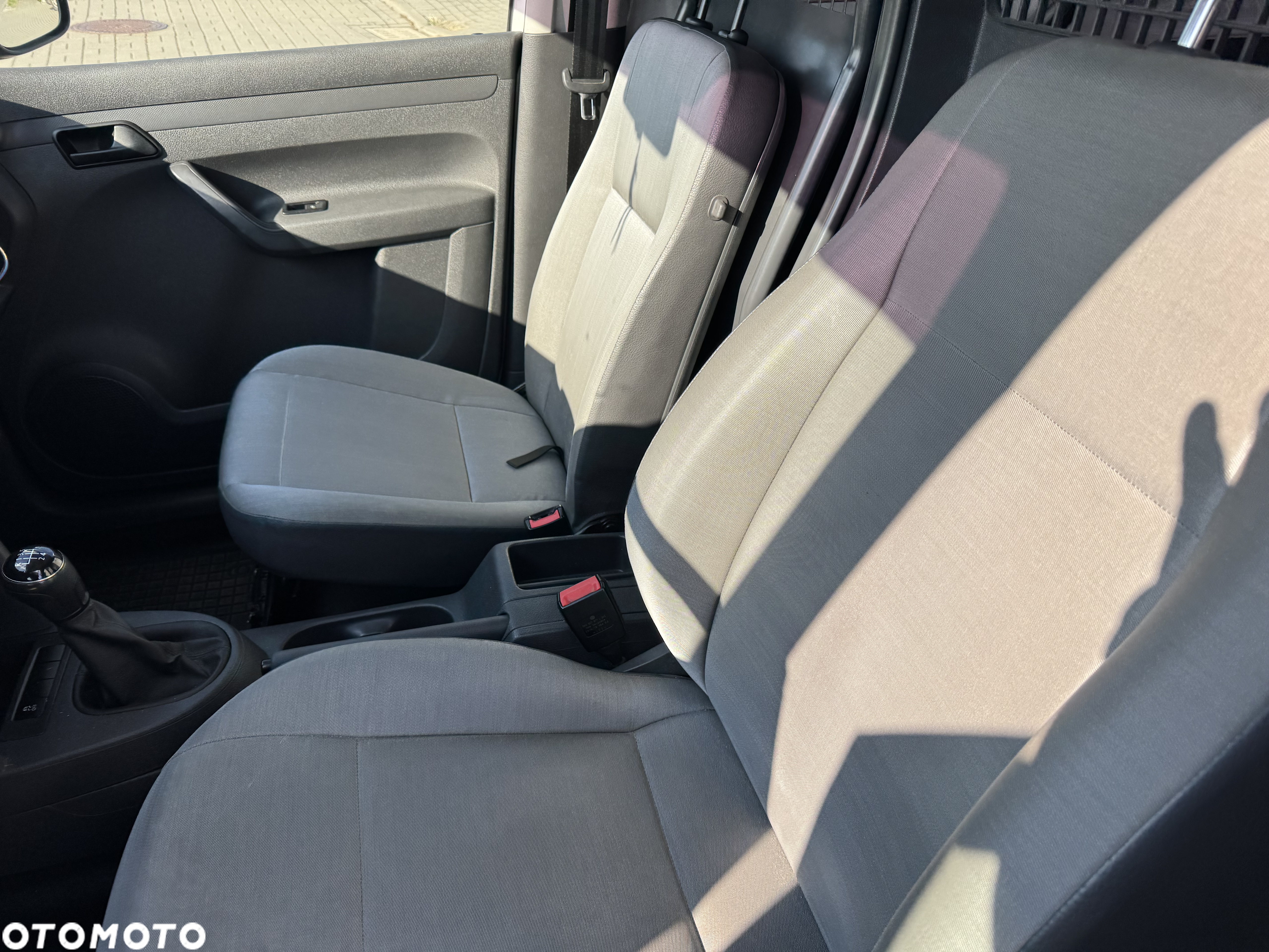 Volkswagen Caddy 1.6 TDI Comfortline - 14