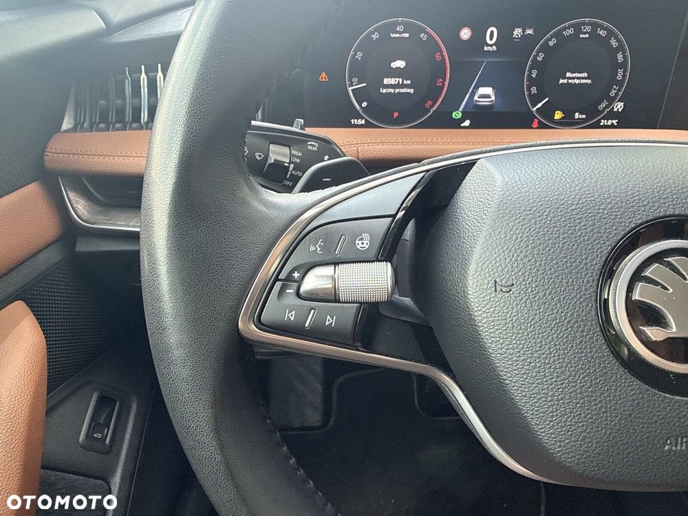 Skoda Superb 2.0 TDI SCR L&K DSG - 15