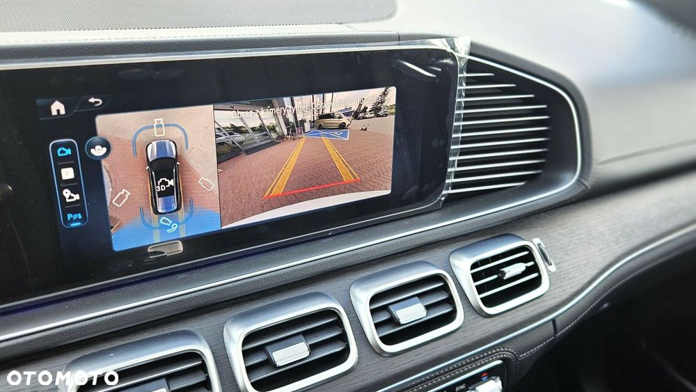 Mercedes-Benz GLS - 29