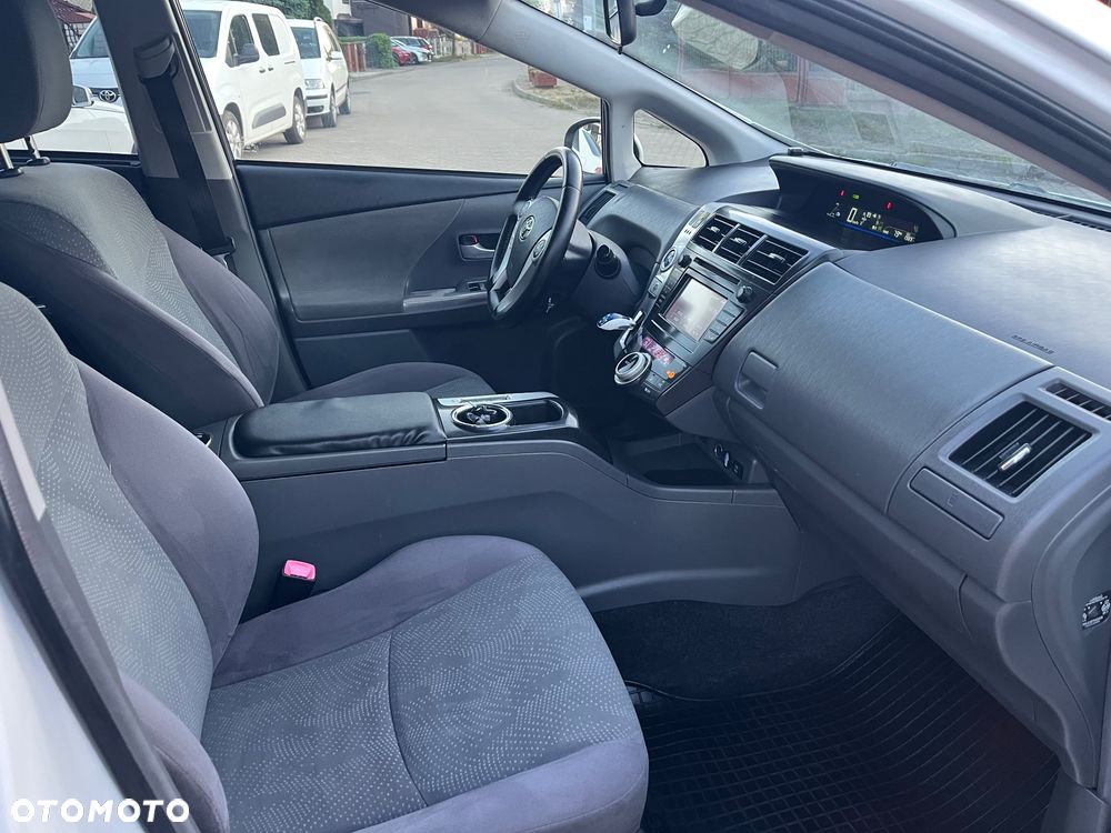 Toyota Prius+ (Hybrid) Comfort - 9