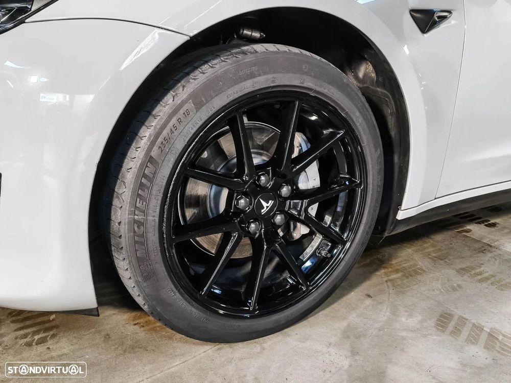 Tesla Model 3 Long Range Tração Integral - 18
