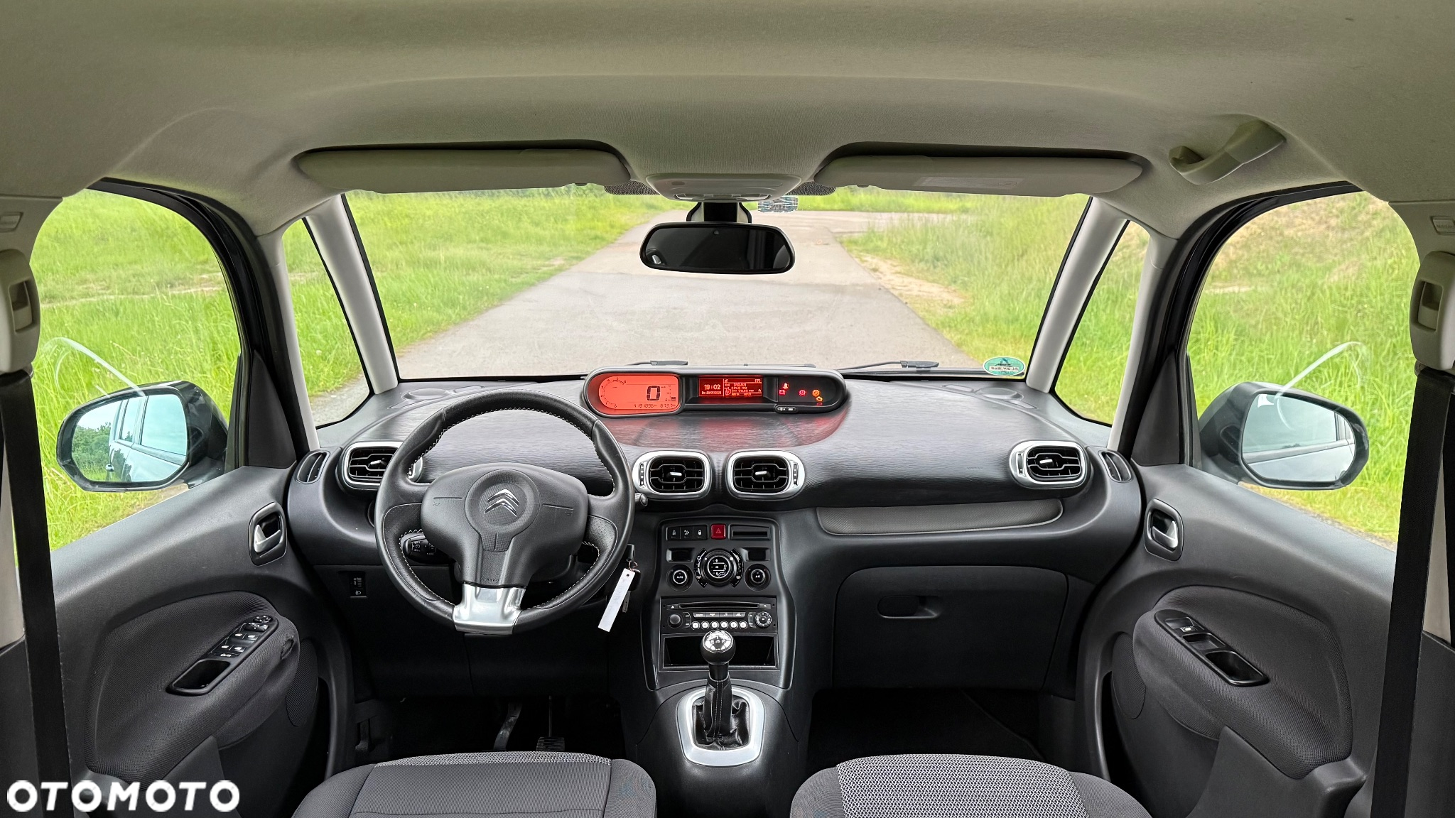 Citroën C3 Picasso 1.6 HDi Attraction - 11