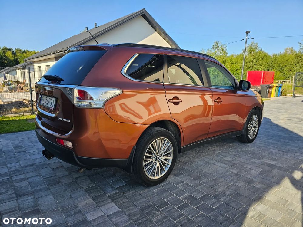 Mitsubishi Outlander 2.0 Intense + CVT - 6