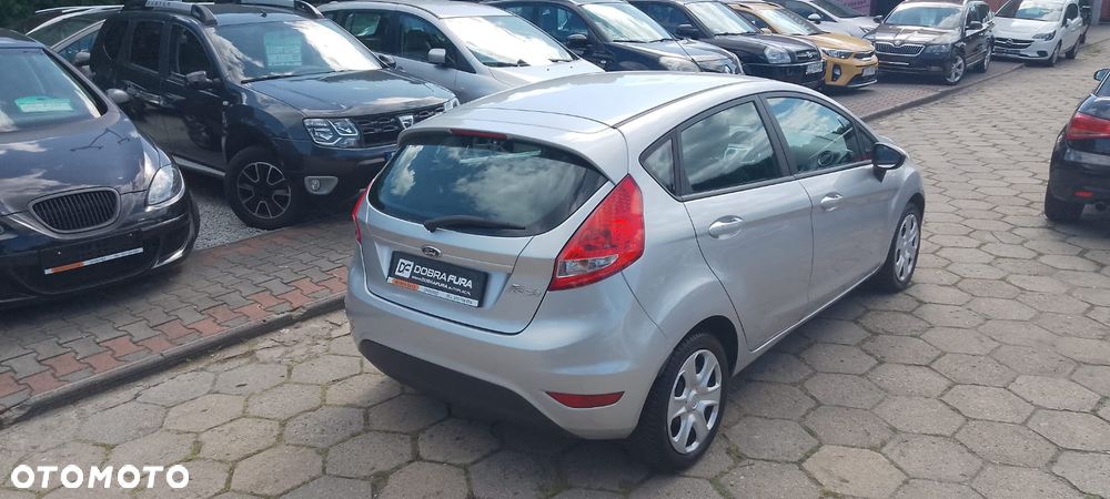 Ford Fiesta 1.25 SYNC Edition - 32