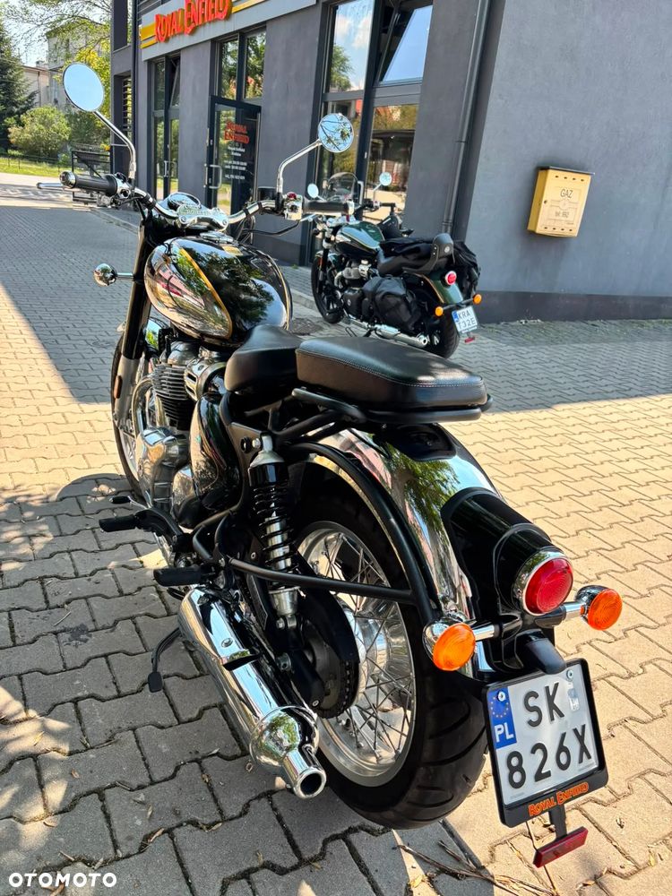 Royal Enfield Classic - 10