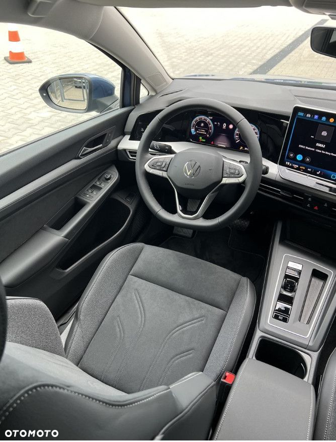 Volkswagen Golf - 12