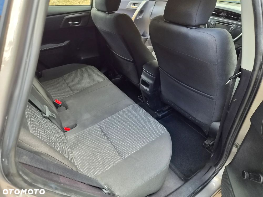 Toyota Auris 1.33 VVT-i Active - 9
