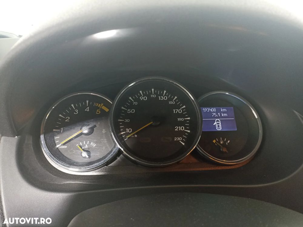 Renault Megane 1.5 dCi Dynamique - 7