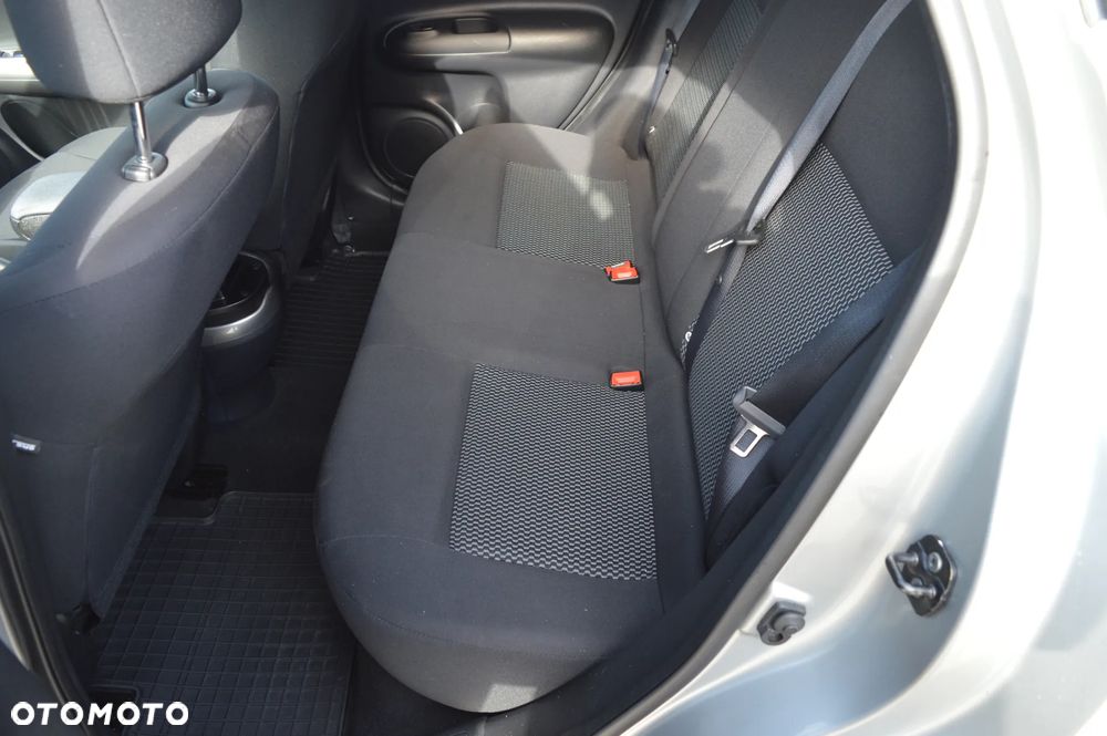 Nissan Juke 1.6 Visia - 16