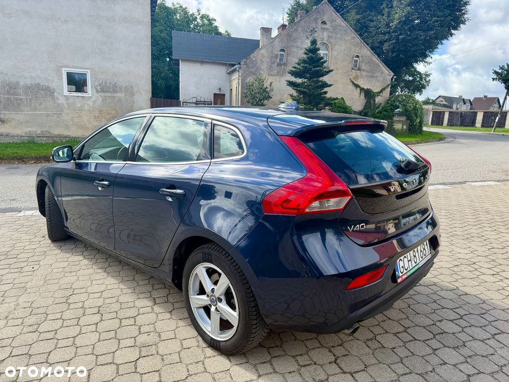 Volvo V40 D4 Drive-E Momentum - 12