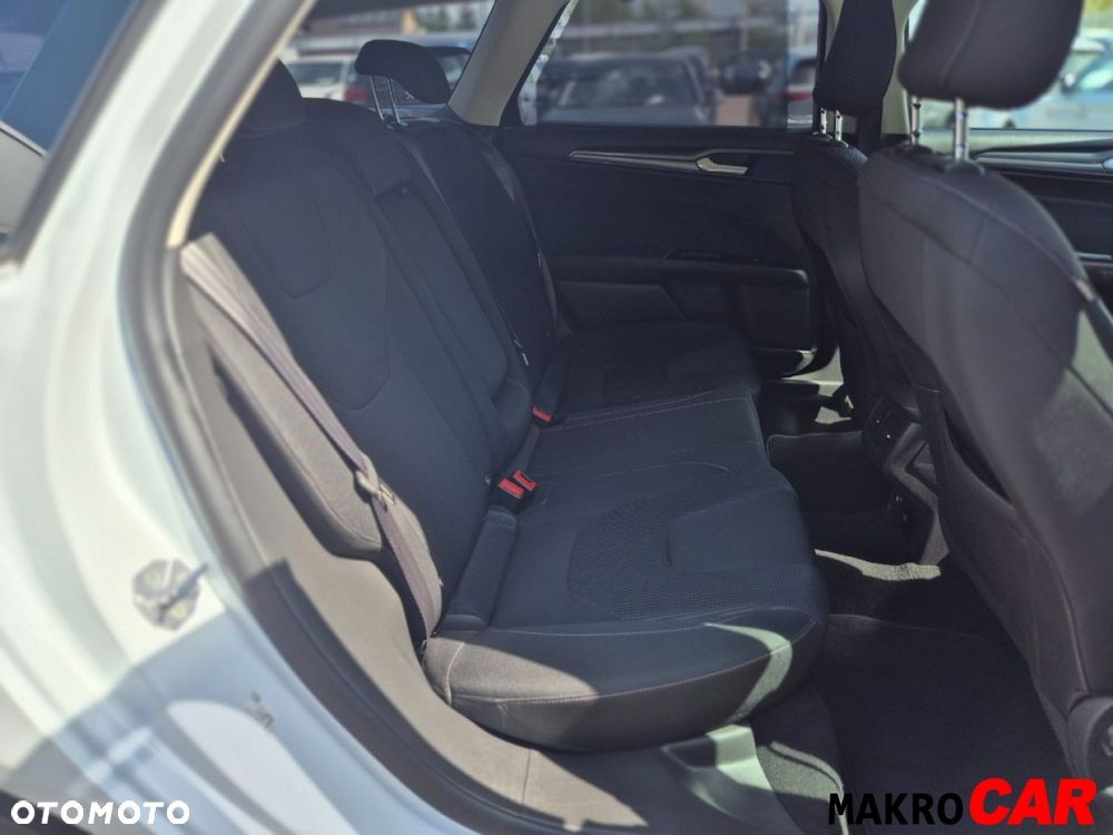 Ford Mondeo - 13