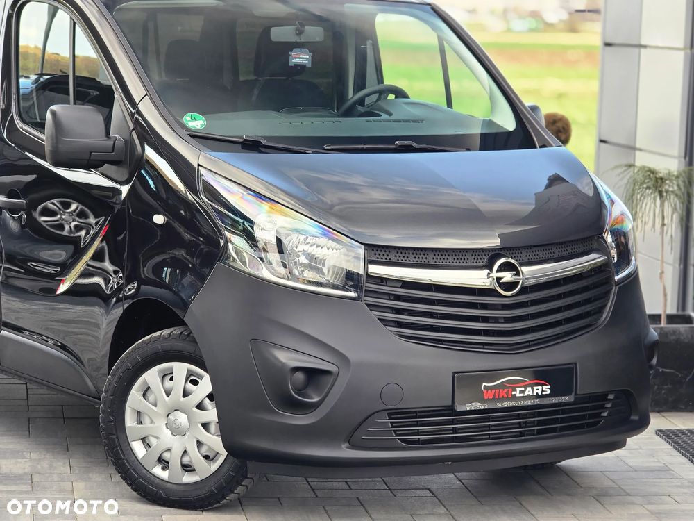 Opel Vivaro - 11