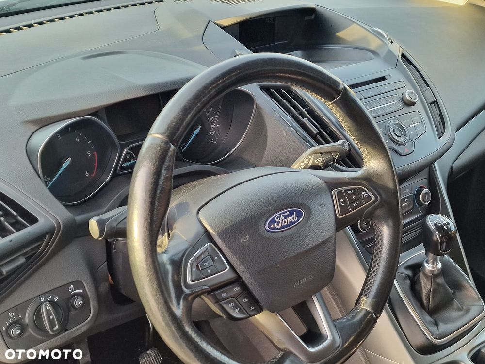 Ford Kuga 2.0 TDCi 4x4 SYNC - 15