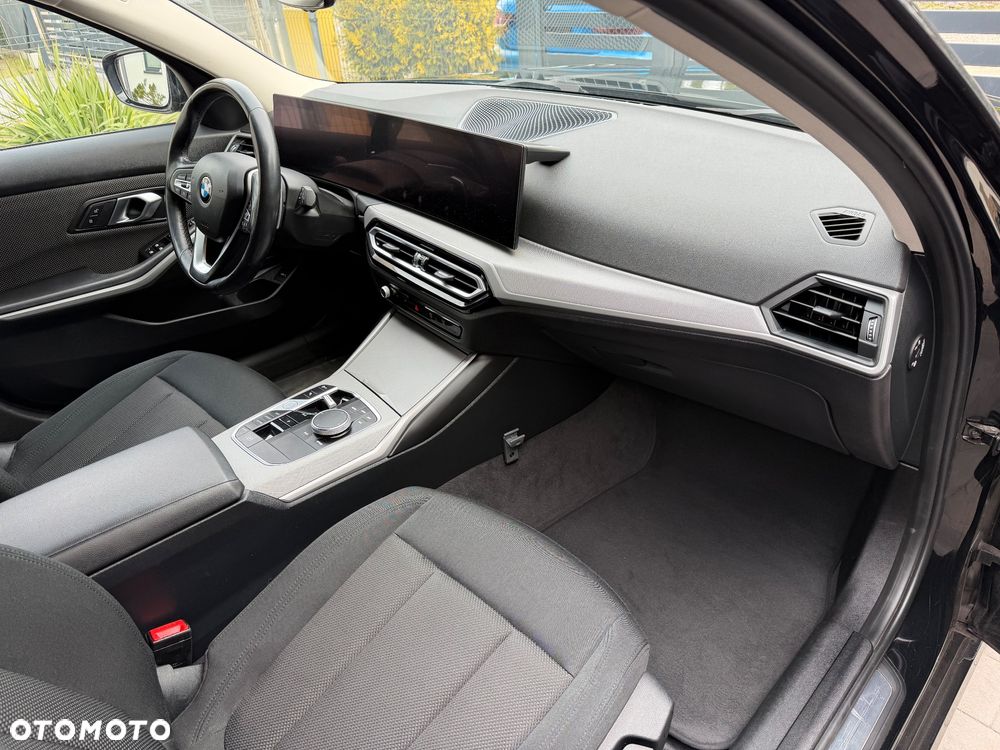 BMW Seria 3 316d MHEV Sport Line - 18