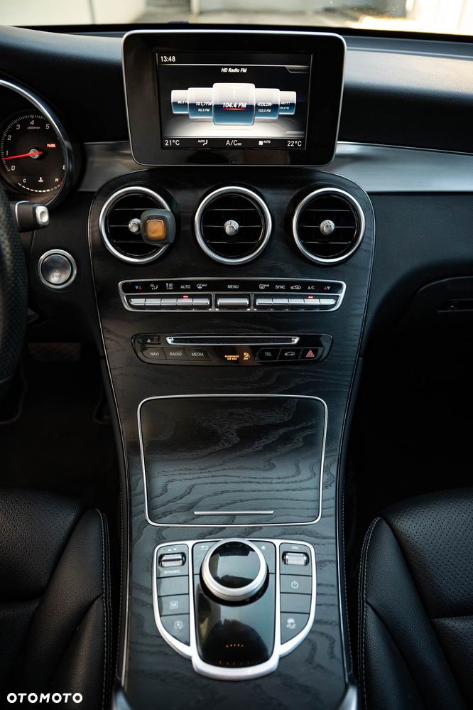 Mercedes-Benz GLC - 17